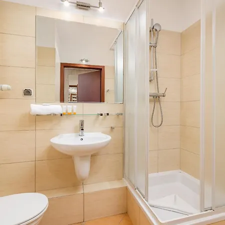 On The Parseta River By Renters Aparthotel